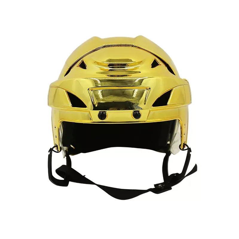 Casco de jugador de hockey con oro electrolítico