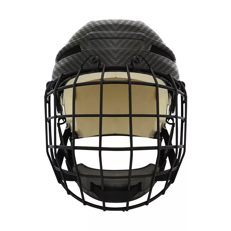 Casco inmejorable para jugador de hockey sobre hielo